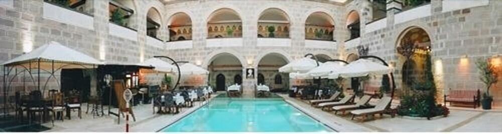 Cesme Kanuni Kervansaray Historical Hotel Kültér fotó