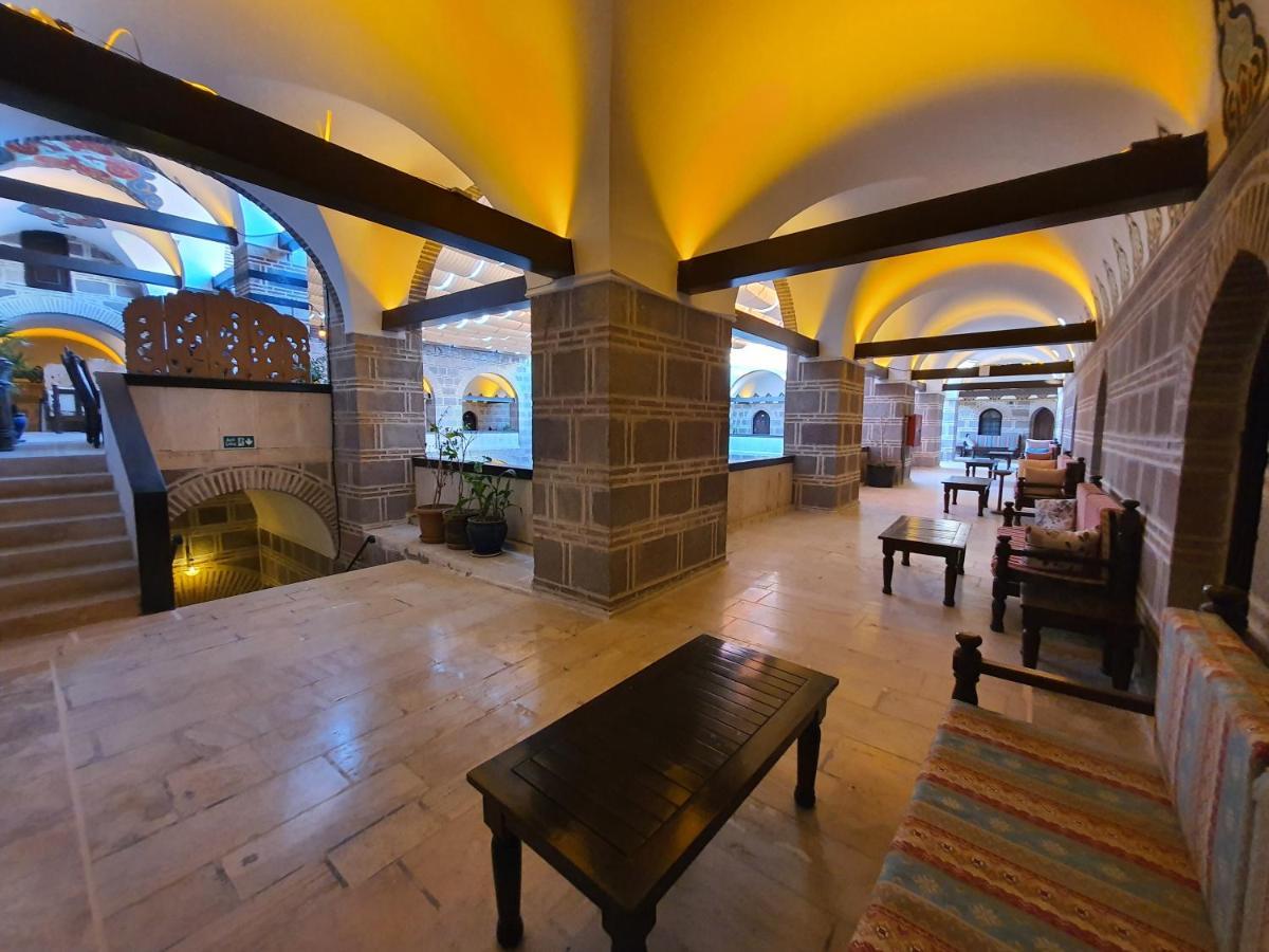 Cesme Kanuni Kervansaray Historical Hotel Kültér fotó