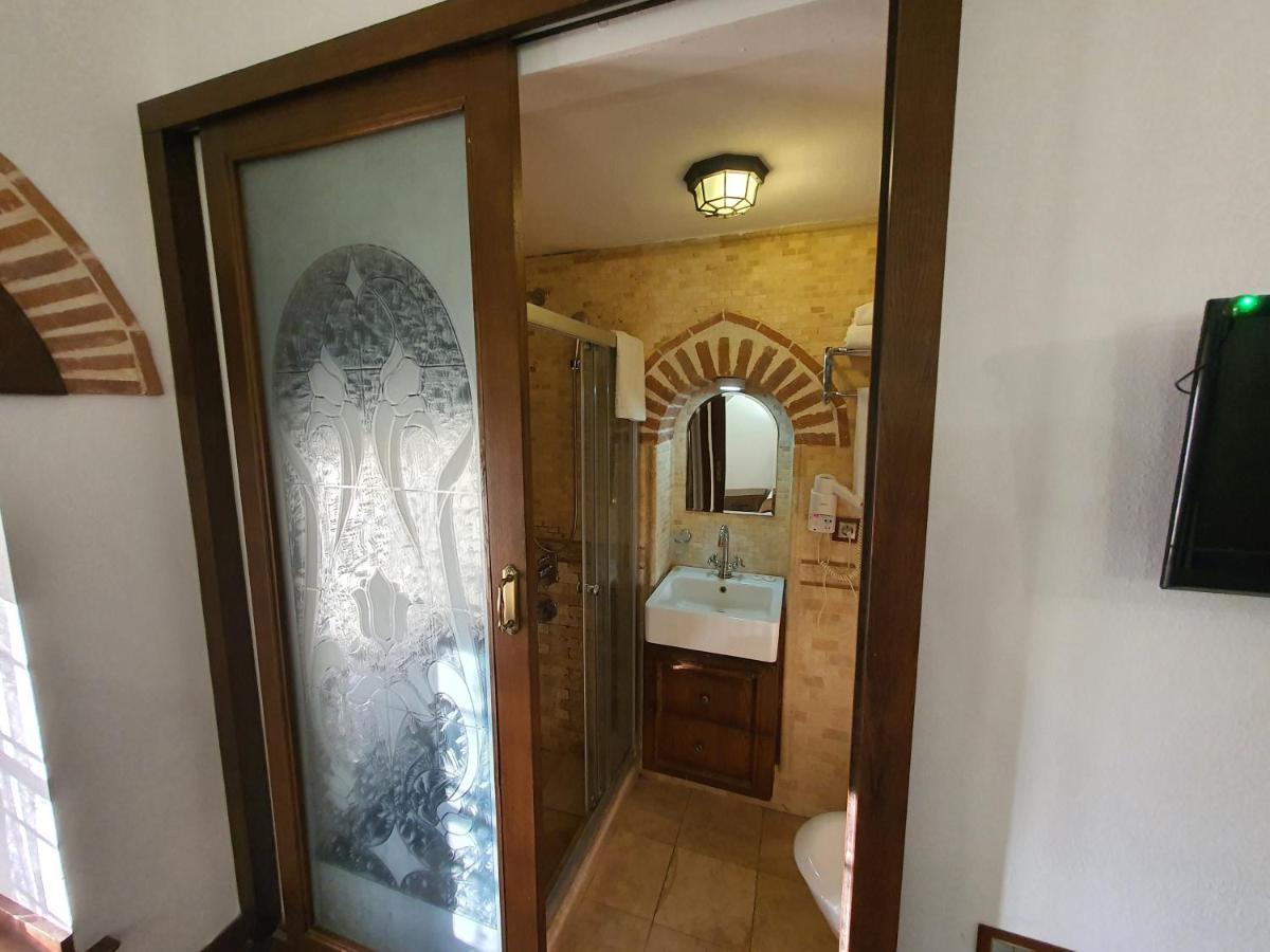 Cesme Kanuni Kervansaray Historical Hotel Kültér fotó