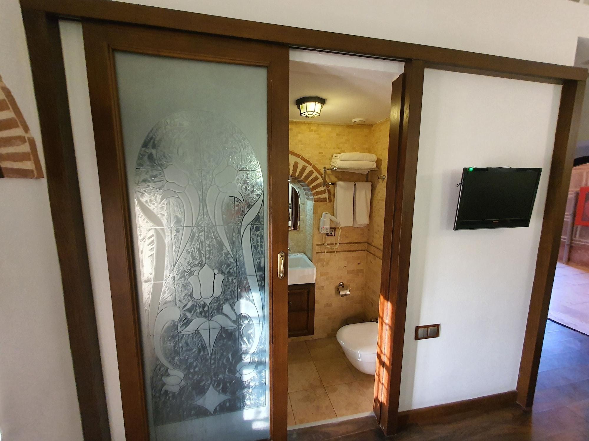 Cesme Kanuni Kervansaray Historical Hotel Kültér fotó