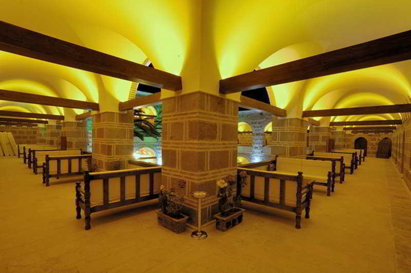 Cesme Kanuni Kervansaray Historical Hotel Kültér fotó