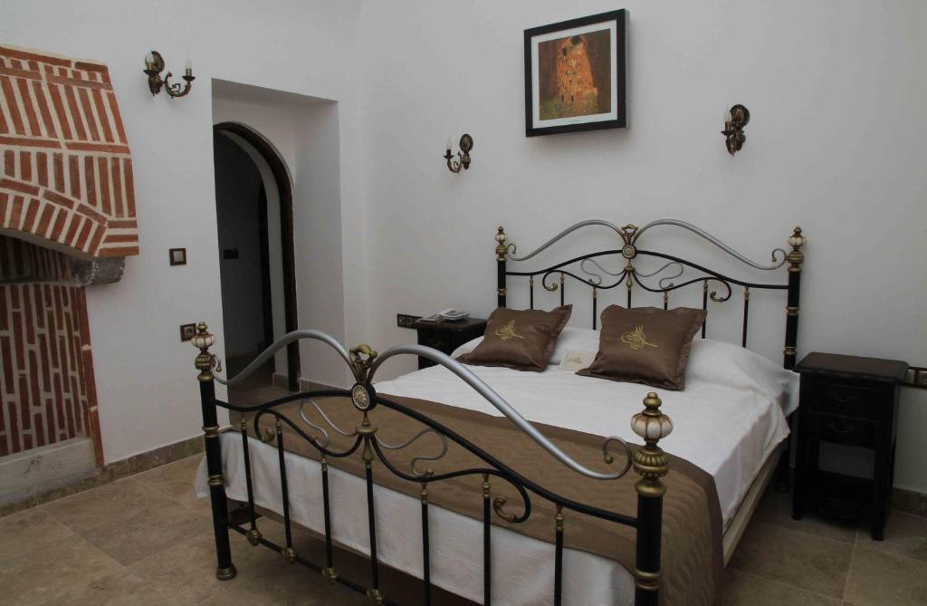 Cesme Kanuni Kervansaray Historical Hotel Szoba fotó